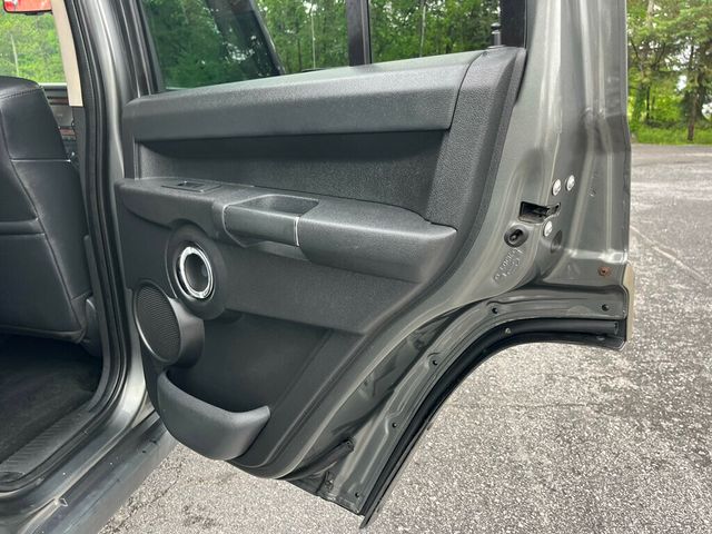 2008 Jeep Commander Classic Lifted Hemi 4x4 Limited 3rd row seat - 23030126 - 28