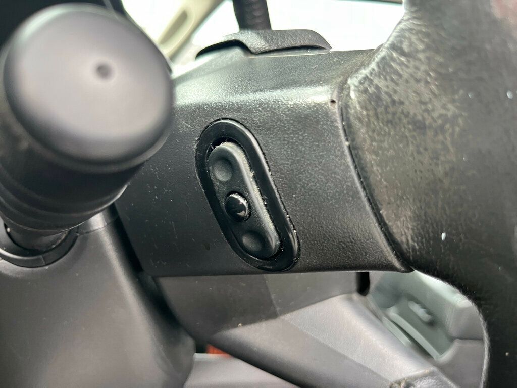 2008 Jeep Commander Classic Lifted Hemi 4x4 Limited 3rd row seat - 23030126 - 60