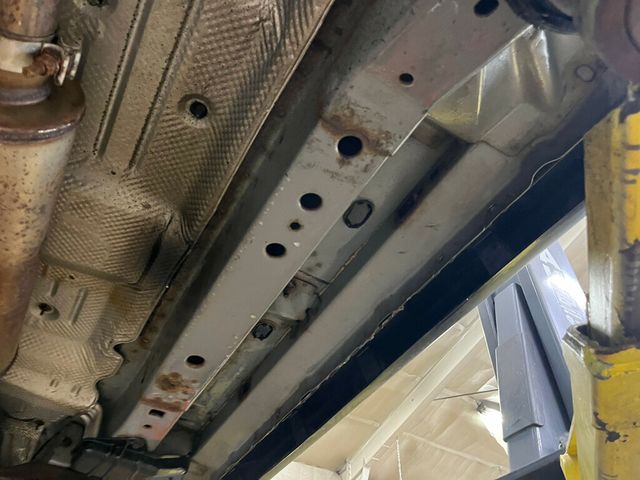 2008 Jeep Commander Classic Lifted Hemi 4x4 Limited 3rd row seat - 23030126 - 66