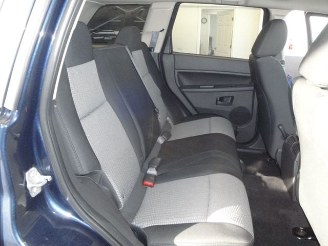 2008 Jeep Grand Cherokee 4X4 w/LAREDO-PKG, 1-OWNER, 39K ORIG-MI. LIKE-NEW COND! - 22979321 - 29