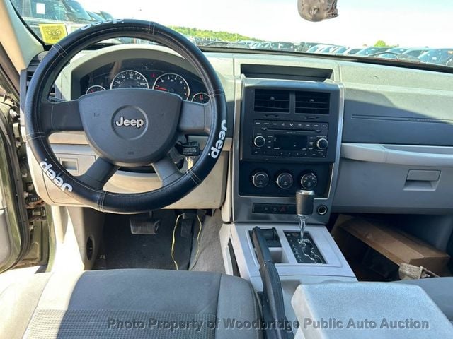 2008 Jeep Liberty 4WD 4dr Sport - 23028894 - 7