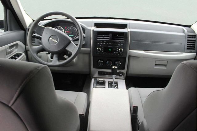2008 Jeep Liberty 4WD 4dr Sport - 22980003 - 7