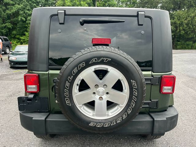 2008 Jeep Wrangler 2 Door Hard Top Automatic Sahara 4x4 - 23047419 - 4