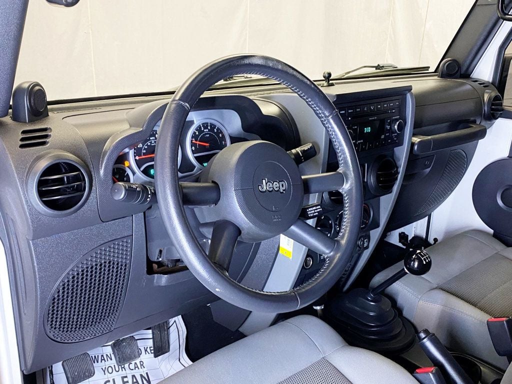 2008 Jeep Wrangler 4WD 2dr Rubicon - 22969287 - 19