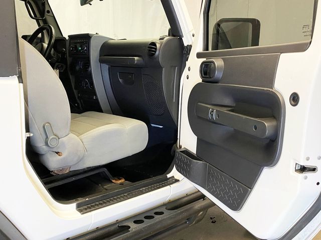 2008 Jeep Wrangler 4WD 2dr Rubicon - 22969287 - 31