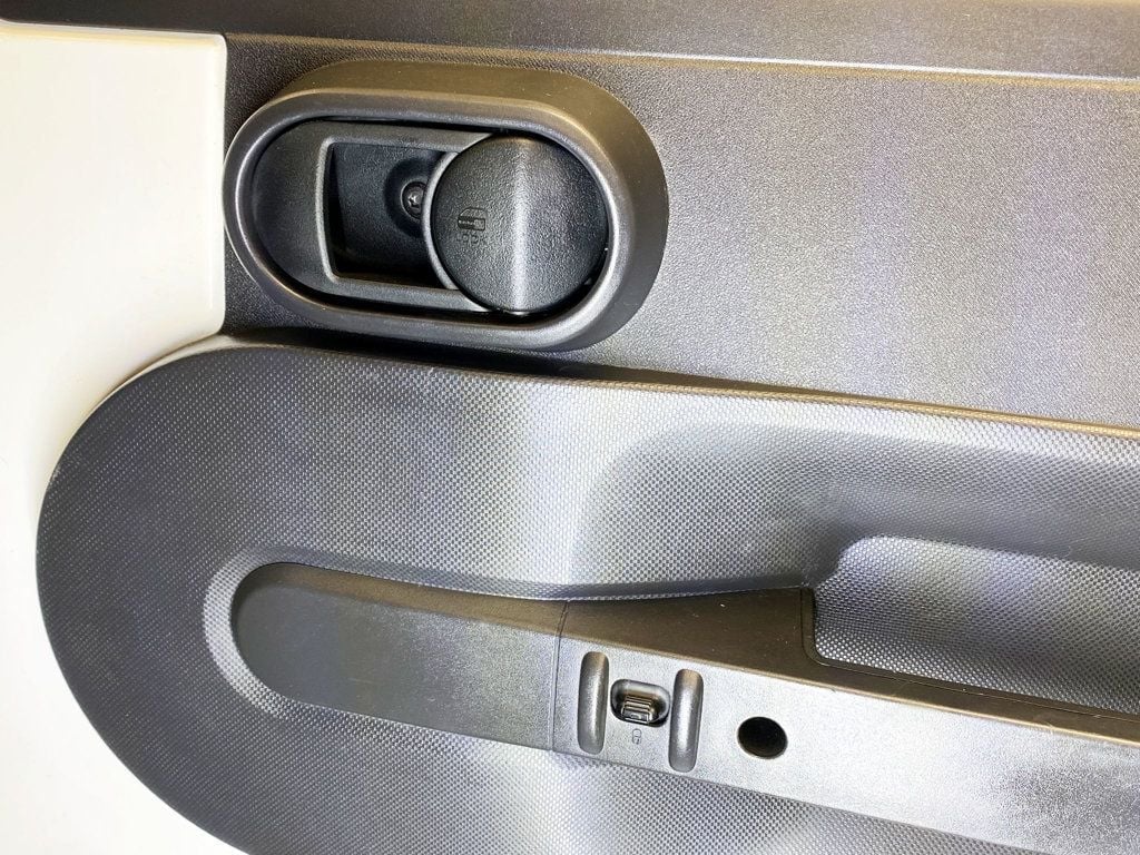 2008 Jeep Wrangler 4WD 2dr Rubicon - 22969287 - 32