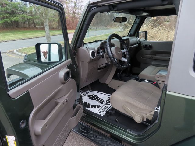 2008 Jeep Wrangler 4WD 2dr Sahara - 22963073 - 15