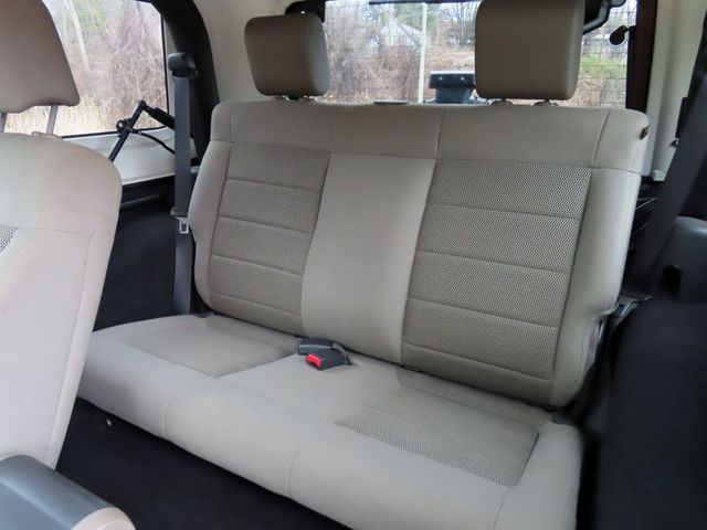 2008 Jeep Wrangler 4WD 2dr Sahara - 22963073 - 18