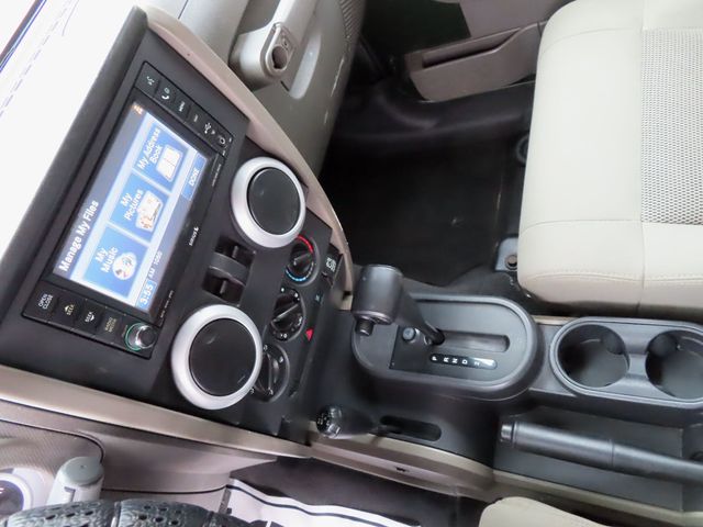 2008 Jeep Wrangler 4WD 2dr Sahara - 22963073 - 30