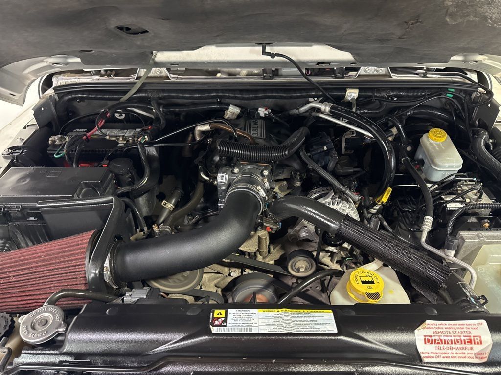 2008 Jeep Wrangler 4WD 2dr Sahara - 23005392 - 29