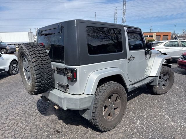 2008 Jeep Wrangler 4WD 2dr Sahara - 23005392 - 7