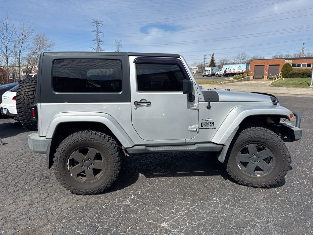 2008 Jeep Wrangler 4WD 2dr Sahara - 23005392 - 8