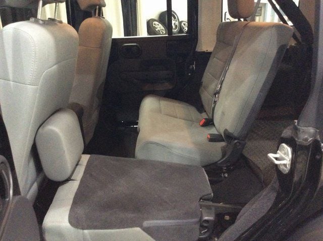 2008 Jeep Wrangler 4WD 4dr Unlimited Rubicon - 22974450 - 19