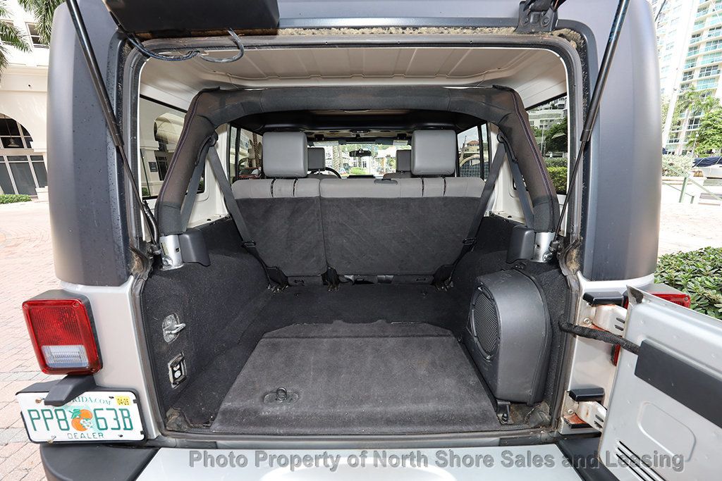 2008 Jeep Wrangler Unlimited Sahara photo 23