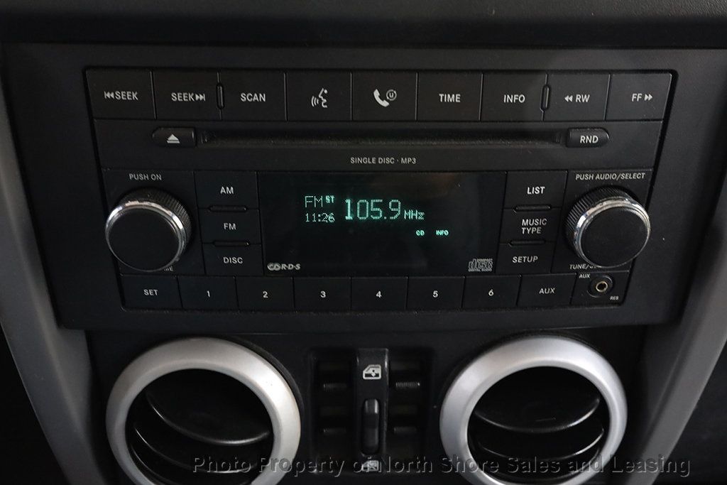 2008 Jeep Wrangler Unlimited Sahara photo 27