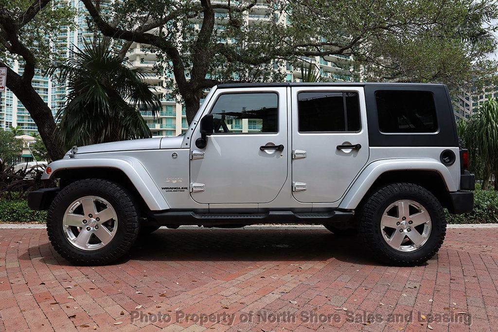 2008 Jeep Wrangler Unlimited Sahara photo 3
