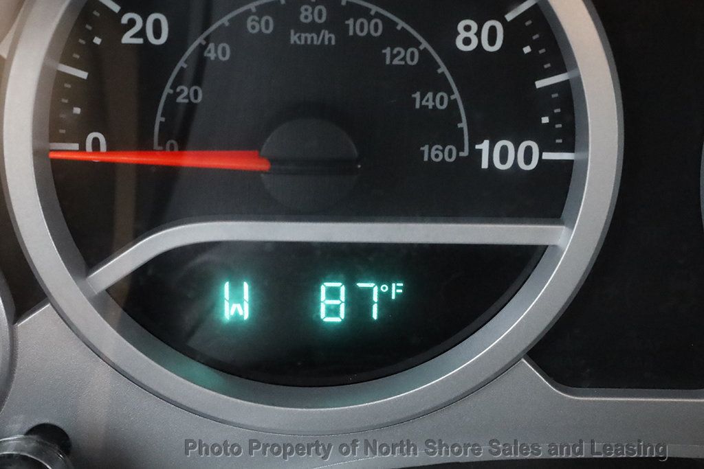 2008 Jeep Wrangler Unlimited Sahara photo 29