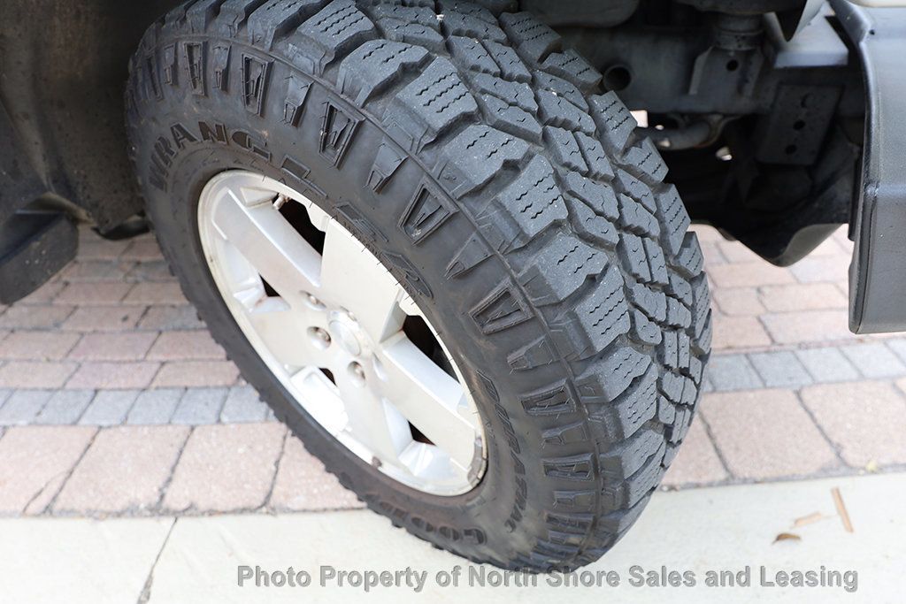 2008 Jeep Wrangler Unlimited Sahara photo 35