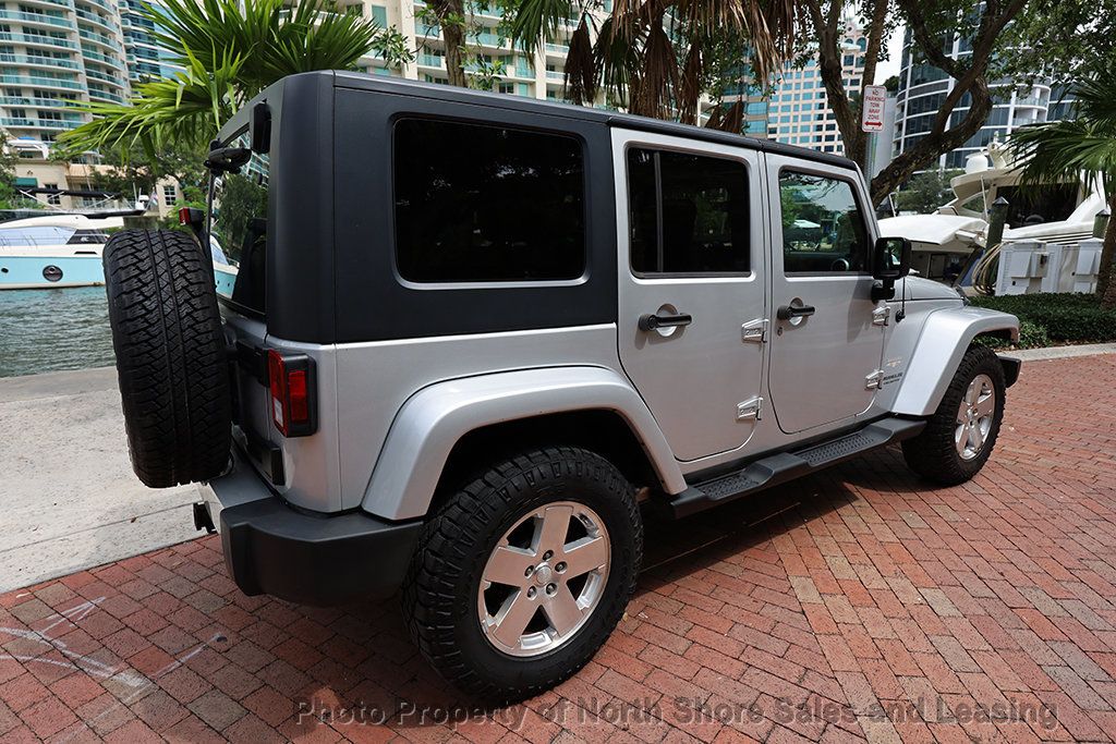2008 Jeep Wrangler Unlimited Sahara photo 38