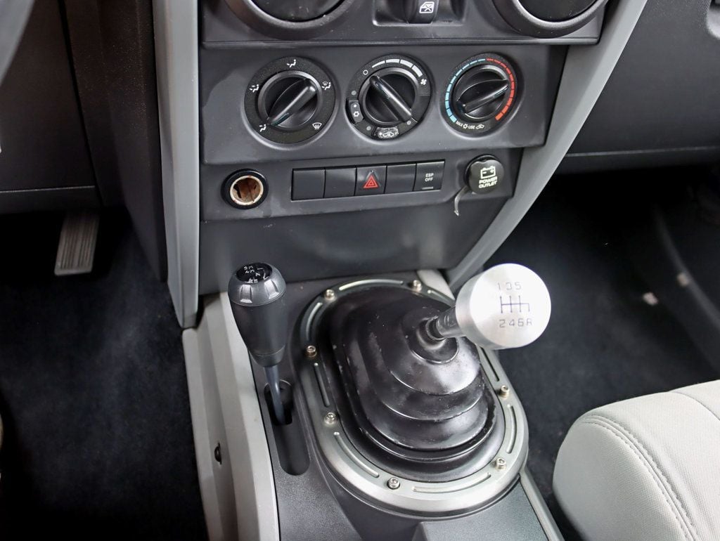 2008 Jeep Wrangler 4WD 4dr Unlimited X - 23063286 - 14