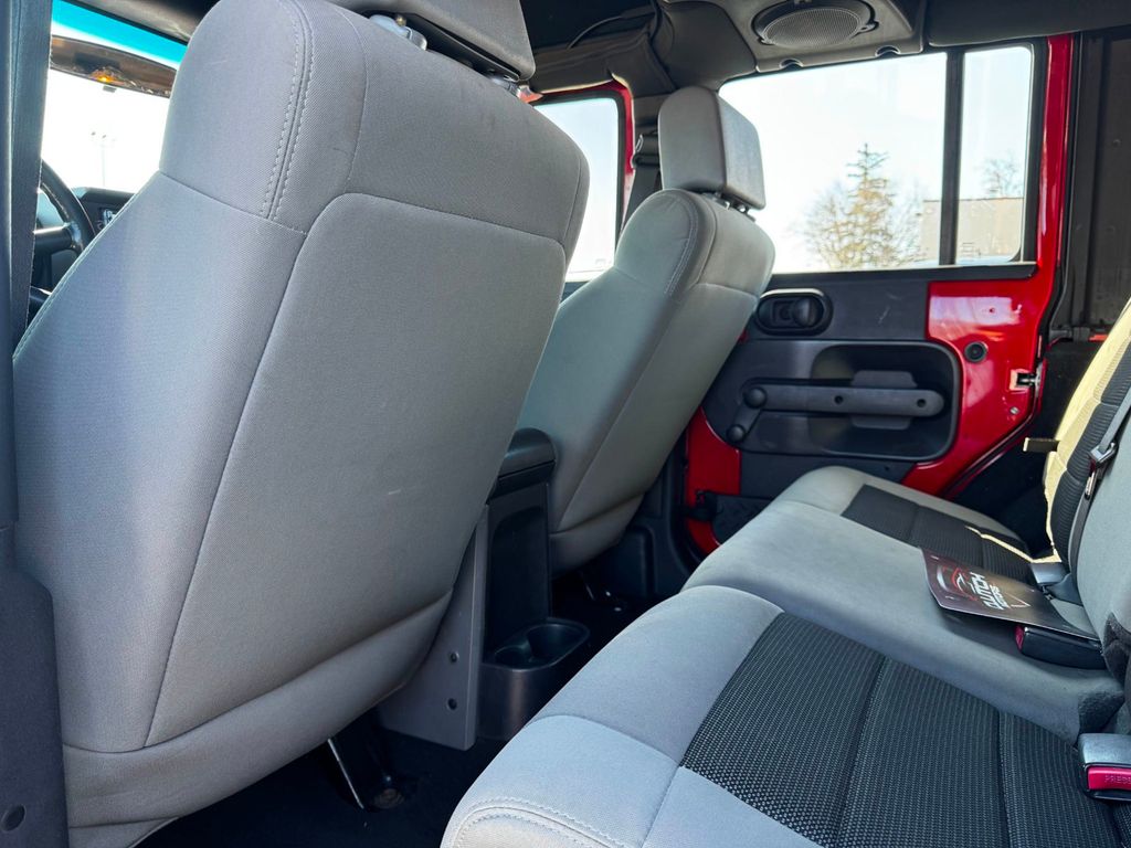 2008 Jeep Wrangler 4WD 4dr Unlimited X - 22998514 - 11