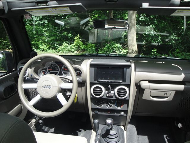 2008 Jeep Wrangler SAHARA EDITION, 52K ORIG-MILES, 6-SPD, LOADED, MINT-COND! - 23033914 - 36