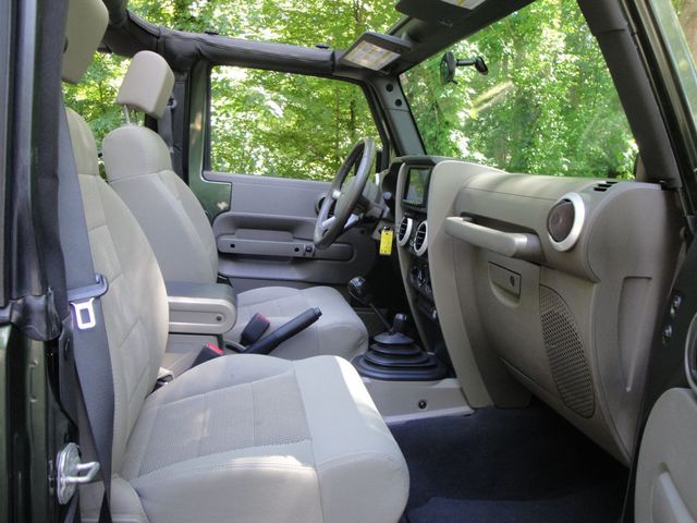 2008 Jeep Wrangler SAHARA EDITION, 52K ORIG-MILES, 6-SPD, LOADED, MINT-COND! - 23033914 - 38