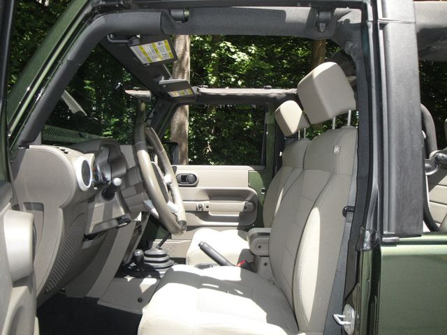 2008 Jeep Wrangler SAHARA EDITION, 52K ORIG-MILES, 6-SPD, LOADED, MINT-COND! - 23033914 - 43