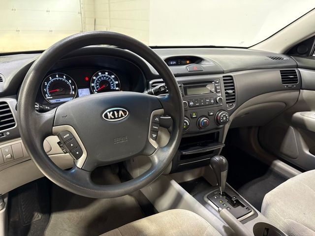 2008 Kia Optima 4dr Sedan I4 Automatic LX - 23066844 - 9