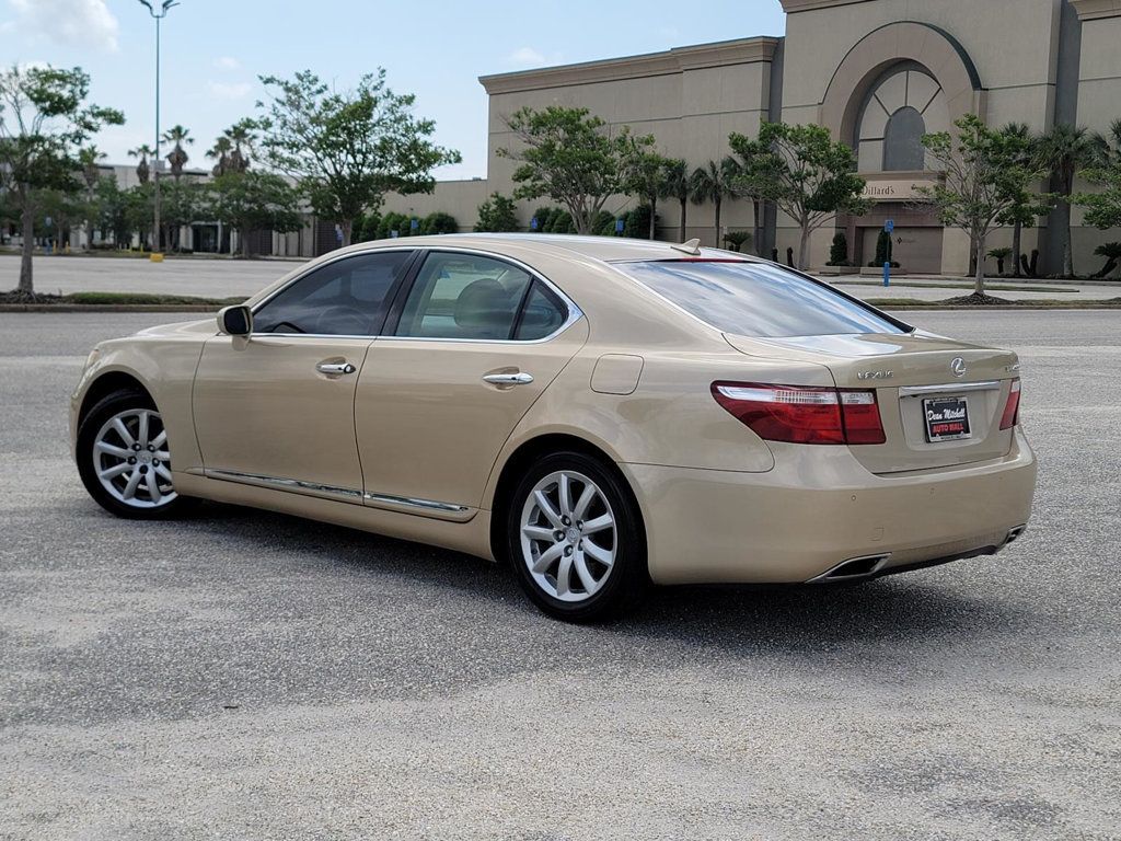 2008 Lexus LS 460 photo 4
