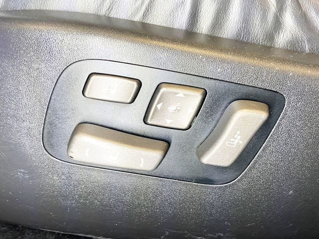 2008 Lexus LS 460 4dr Sedan - 22944378 - 19