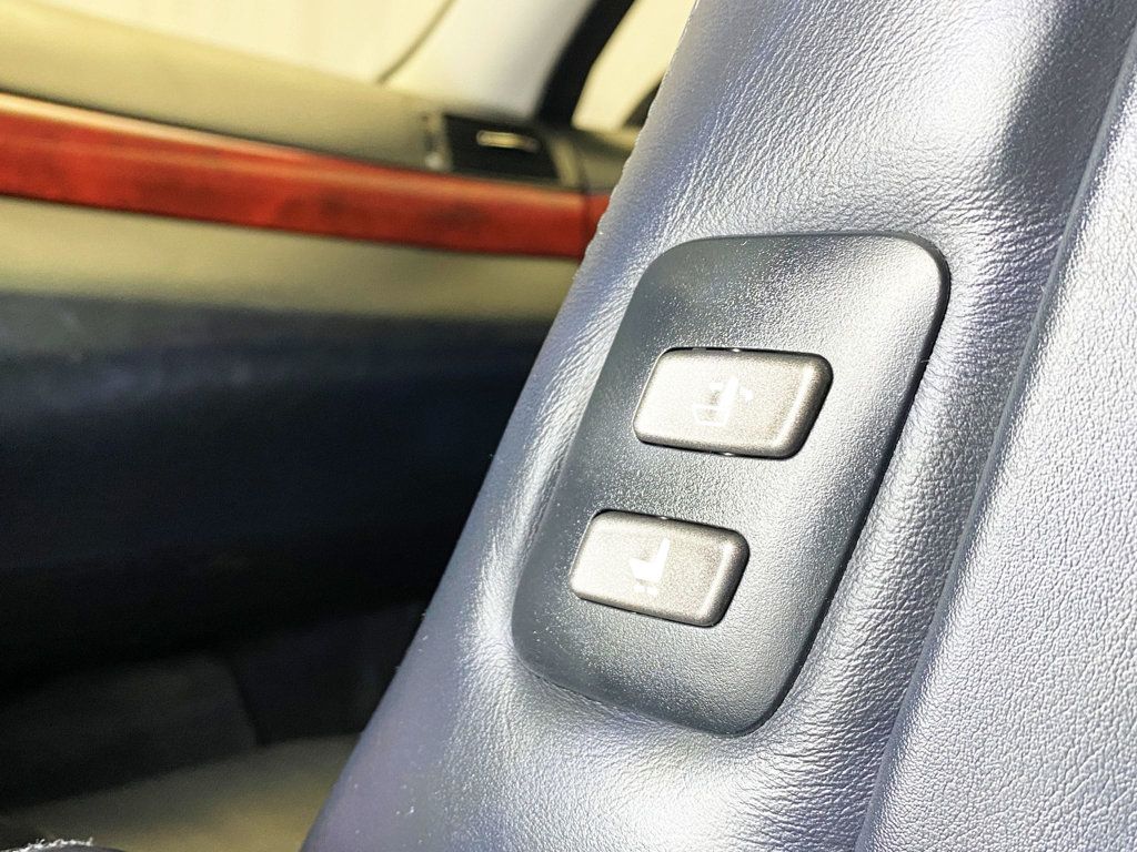 2008 Lexus LS 460 4dr Sedan - 22944378 - 38