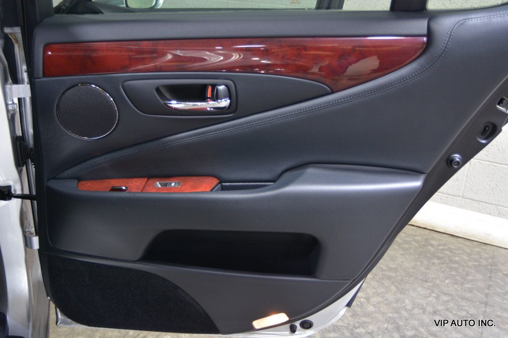 2008 Lexus LS 460 4dr Sedan - 22818306 - 9