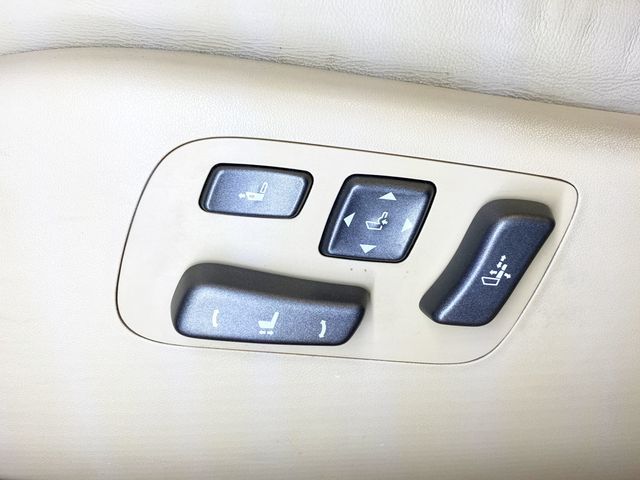 2008 Lexus LS 460 4dr Sedan LWB - 22942345 - 19