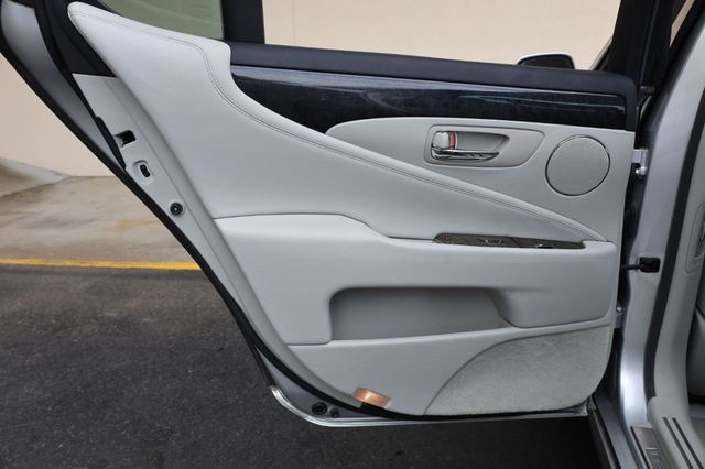 2008 Lexus LS 460 Base - 23027868 - 17