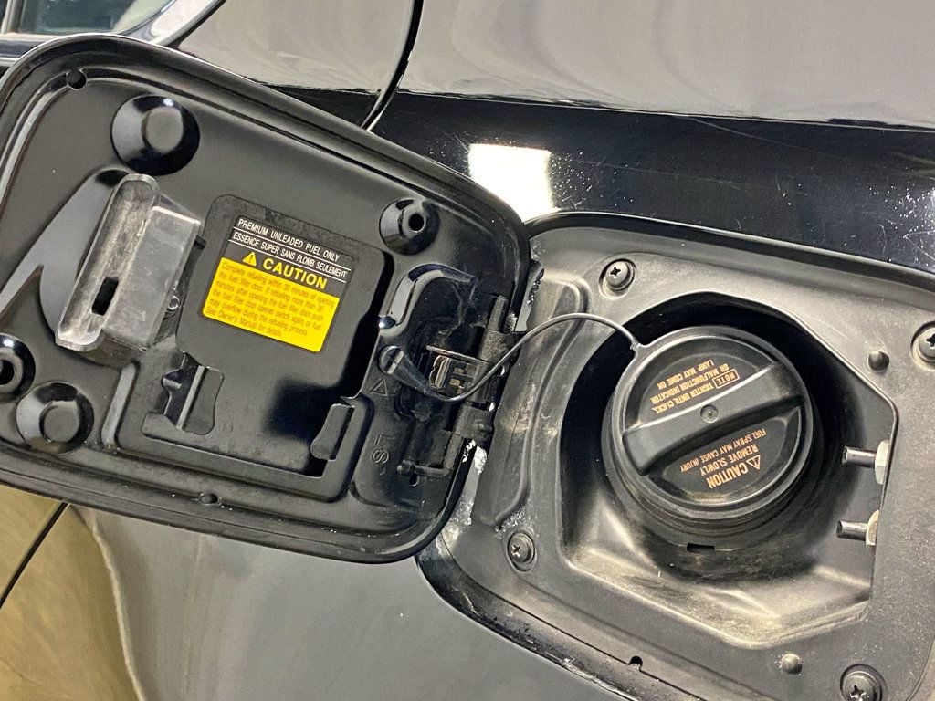 2008 Lexus LS 600h L New hybrid battery / Executive rear seat and DVD  - 23010966 - 17