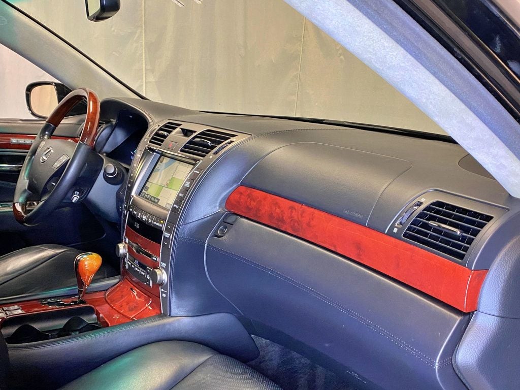 2008 Lexus LS 600h L New hybrid battery / Executive rear seat and DVD  - 23010966 - 52