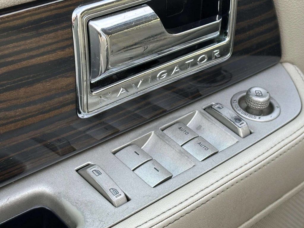 2008 Lincoln Navigator L 4WD 4dr - 22949089 - 10
