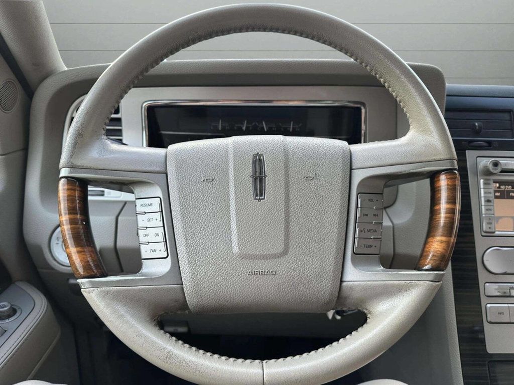 2008 Lincoln Navigator L 4WD 4dr - 22949089 - 42