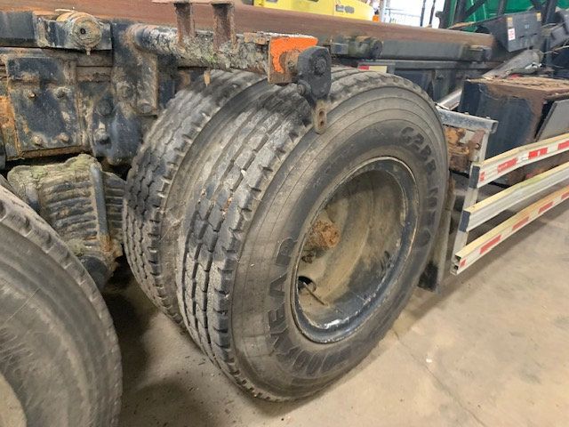 2008 Mack GU-800 ROLL OFF CONTAINER TRUCK TANDEM AXLE 53,000 ORIGINAL MILES - 20220634 - 69