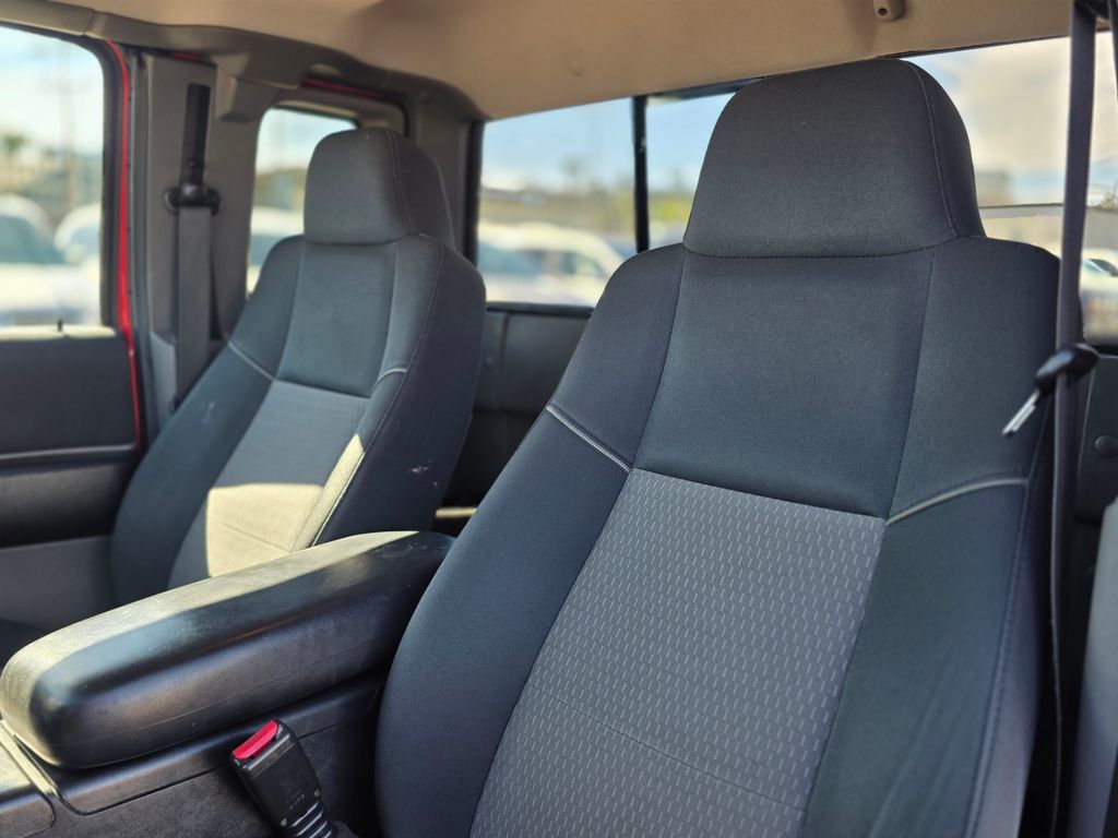 2008 Mazda B-Series Truck 4WD Plus4 Cab Automatic SE - 22989061 - 5