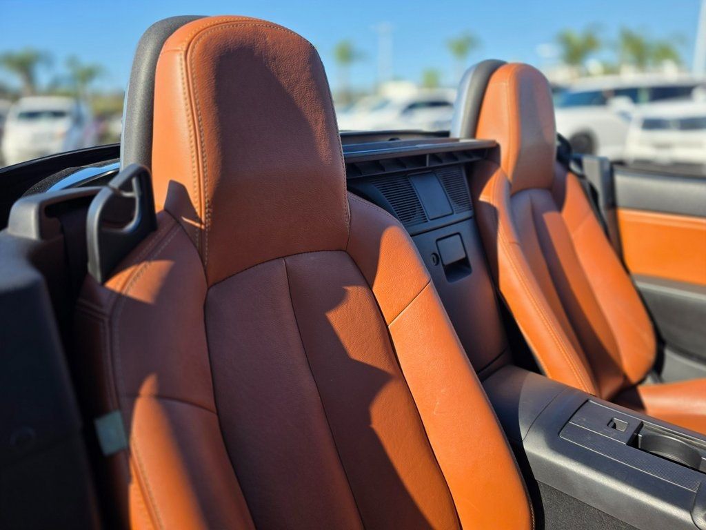 2008 Mazda MX-5 Miata 2dr Convertible PRHT Automatic Grand Touring - 22965694 - 10