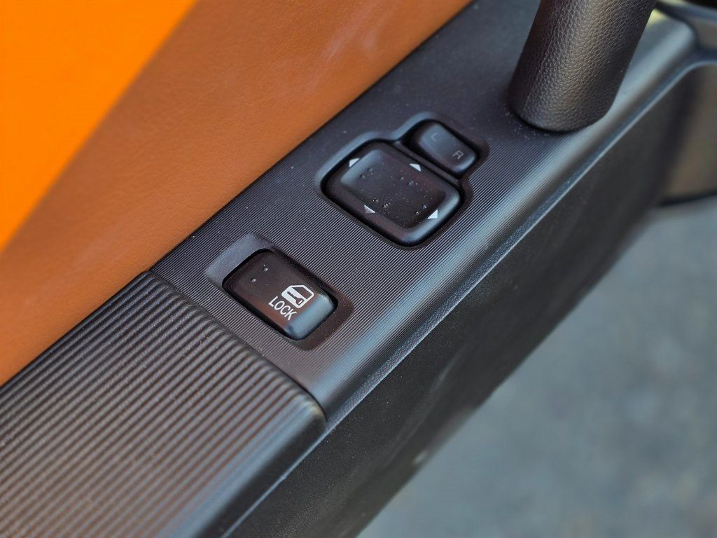 2008 Mazda MX-5 Miata 2dr Convertible PRHT Automatic Grand Touring - 22965694 - 16