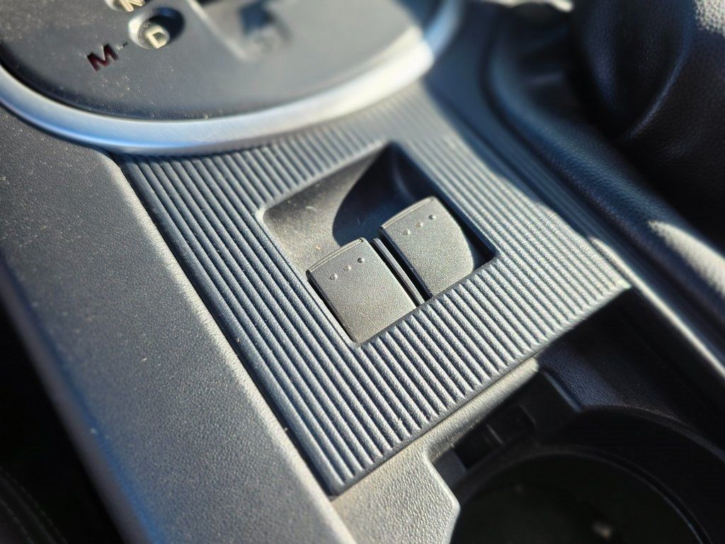 2008 Mazda MX-5 Miata 2dr Convertible PRHT Automatic Grand Touring - 22965694 - 31