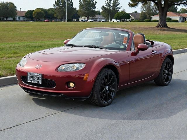2008 Mazda MX-5 Miata 2dr Convertible PRHT Manual Grand Touring - 22950679 - 2