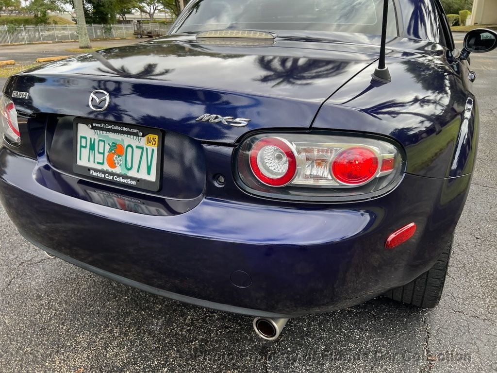 2008 Mazda MX-5 Miata Grand Touring Convertible Hardtop Roadster - 22703586 - 33