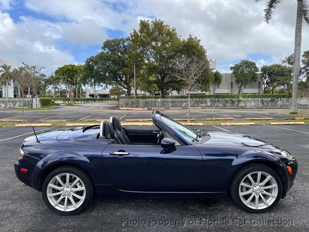 2008 Mazda MX-5 Miata Grand Touring Convertible Hardtop Roadster - 22703586 - 5