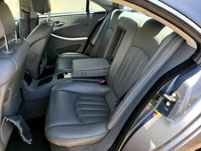 2008 Mercedes-Benz CLS CLS550 4dr Coupe 5.5L - 22063671 - 10