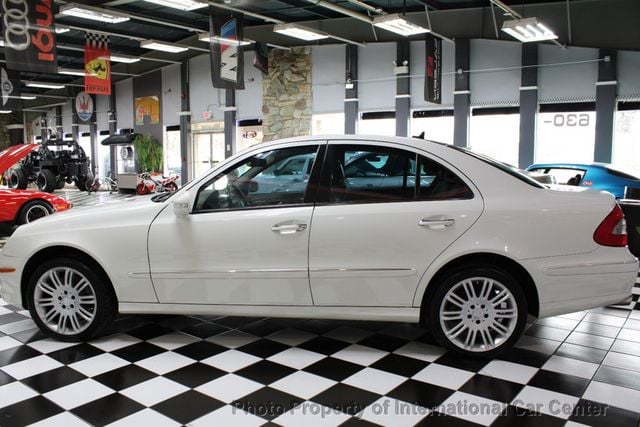 2008 Mercedes-Benz E-Class Just serviced!  - 22665882 - 10