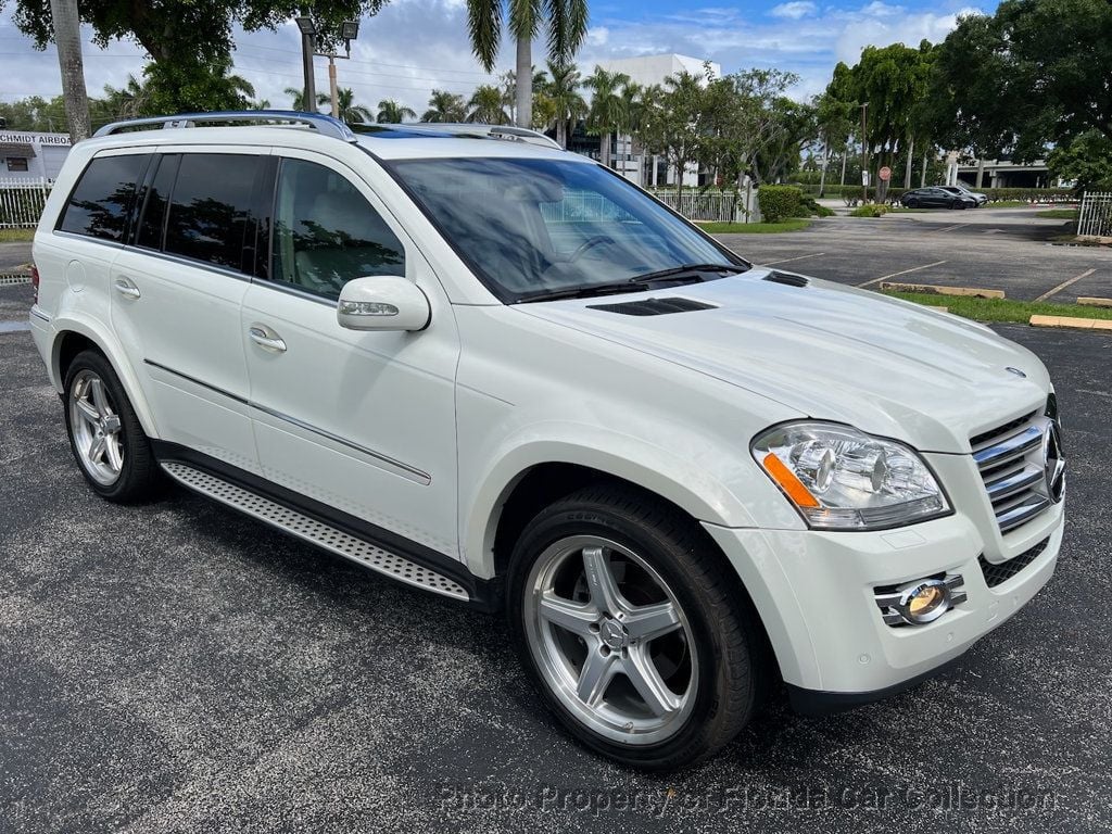 2008 Mercedes Benz GL 550 photo 2